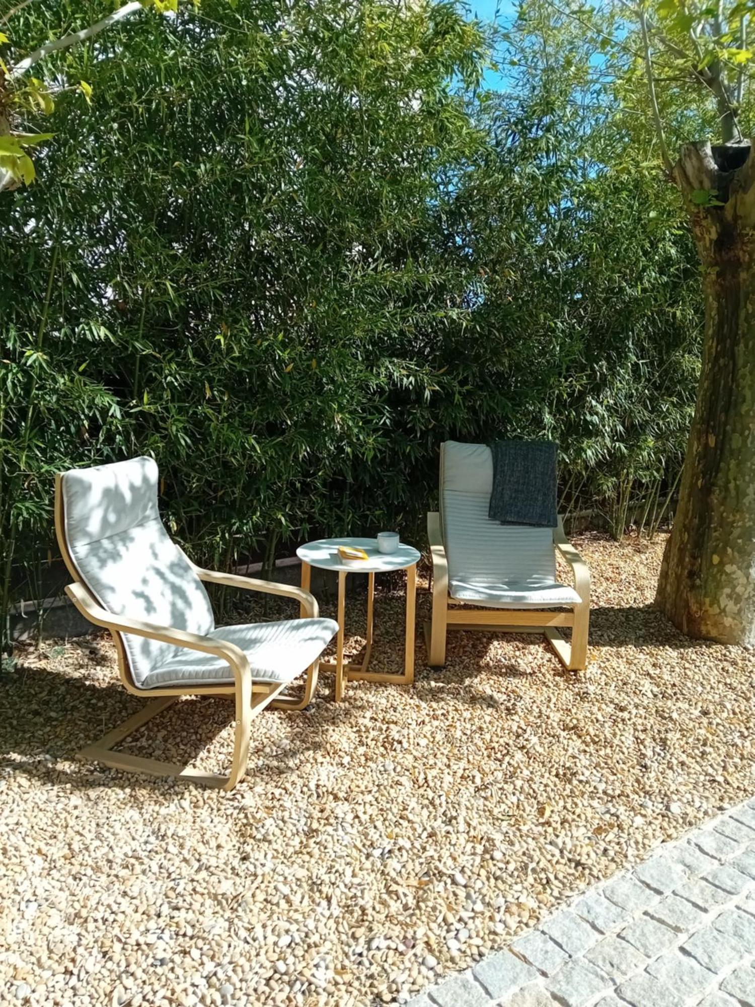Chambre Dans Maison De Maitre Hotel Cuers Exterior photo